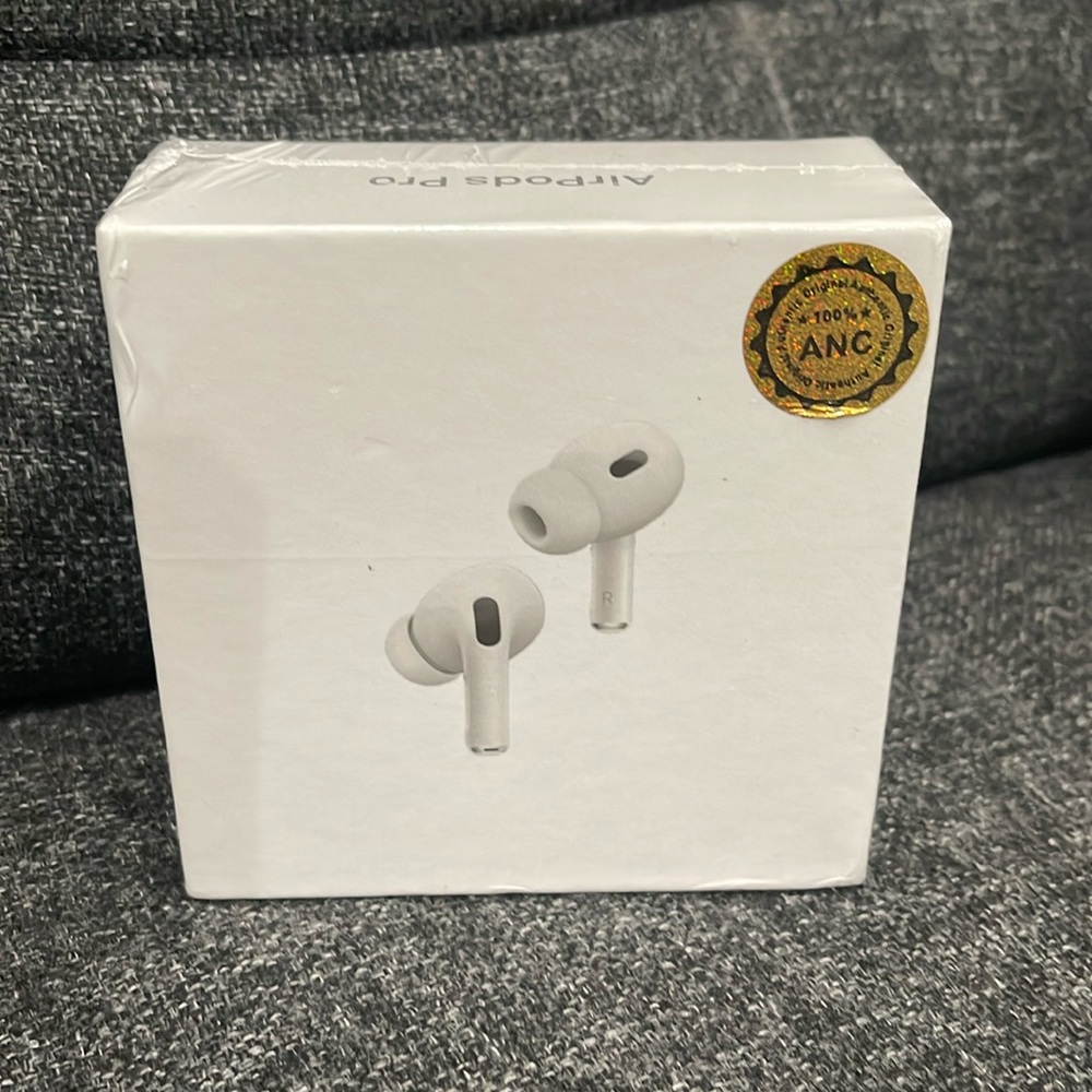 White Apple AirPod Pro 2